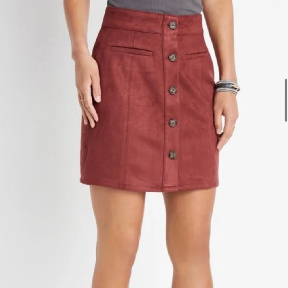 Maurice’s women’s size 12 faux suede front button high waisted miniskirt New
